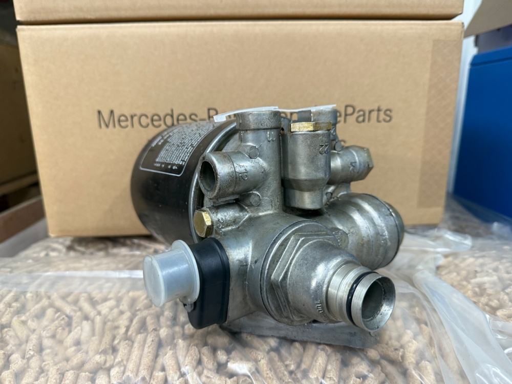 Влагомаслоотделитель с РДВ с подогревом / Рославль 25.3511110-11