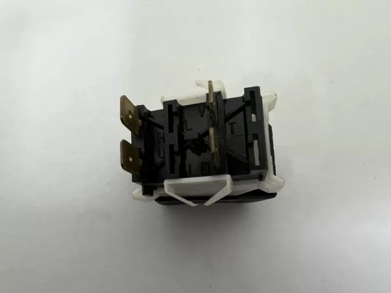 Выключатель ВК 343-02.16 знака автопоезда УРАЛ, КАМАЗ ВК343-02.16